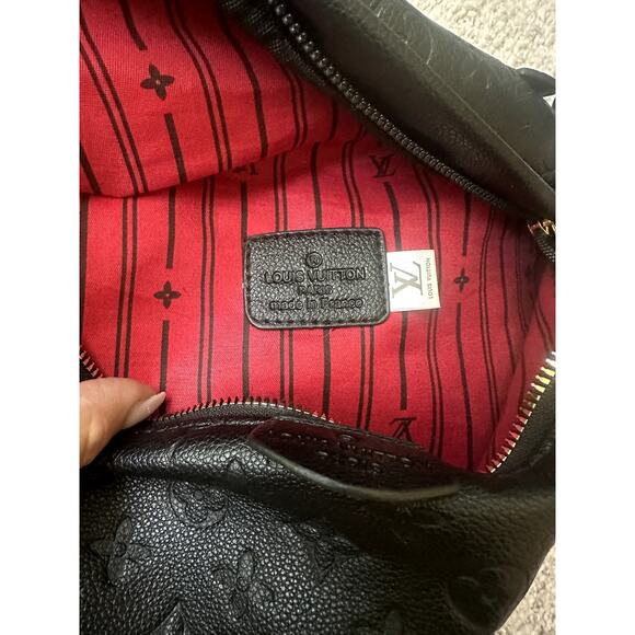 Designer Inspired Crossbody Fannie Pack - Picture 2 of 3